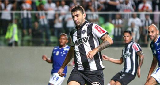 恰恰说明他 恰恰说明他